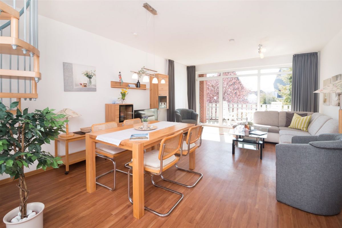 Großer Wohnraum des Studio-Apartments (W2)