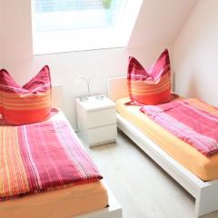 Schlafzimmer 3 (L1)