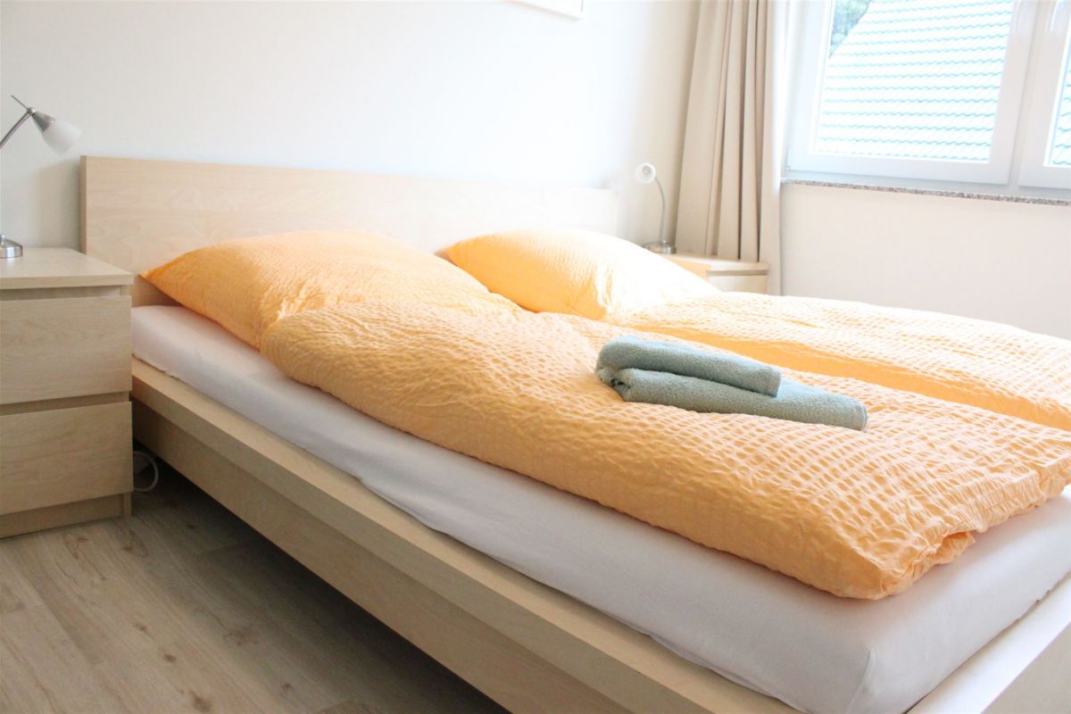 Schlafzimmer (L3)