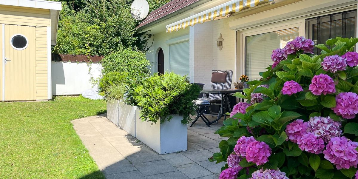 Ostsee-Bungalow-2-terrasse-garten-apparto-3